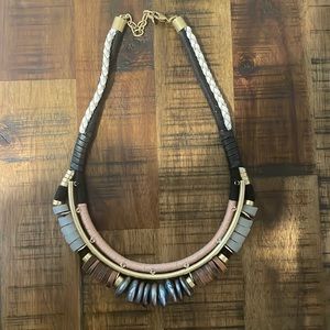 Stella & Dot structured necklace